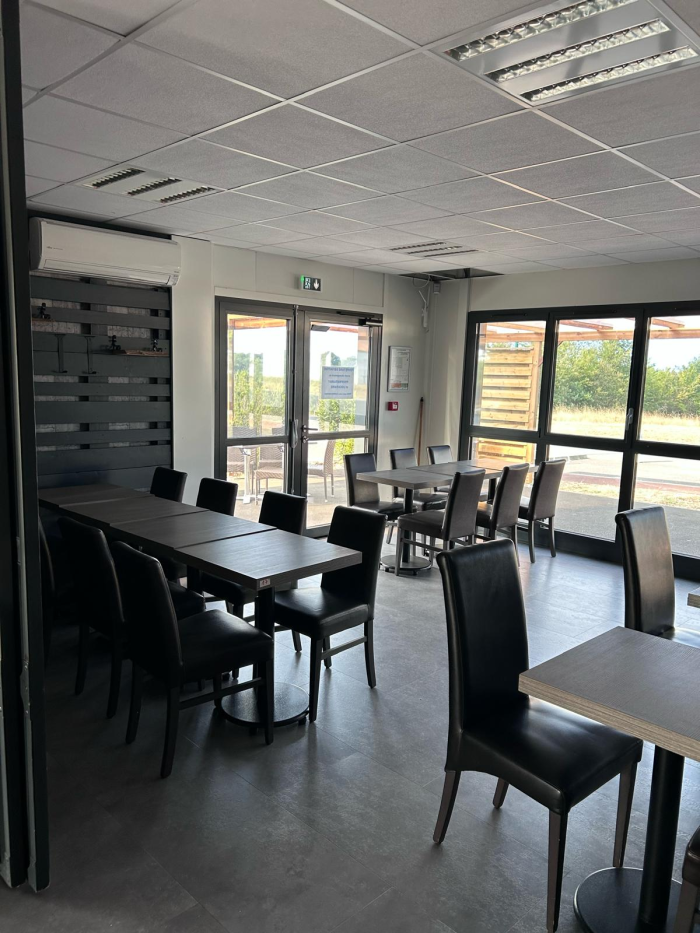 Vente Restaurant - bar sur un axe passant, proche d'Aizenay (85190)