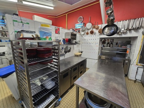 Vente Bar, Restaurant 62 couverts avec terrasse sur un emplacement N°1, proche de La Roche-sur-Yon (85000)