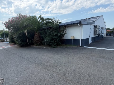 Vente Restaurant 60 couverts avec terrasse sur un axe passant, à Juillan (65290)