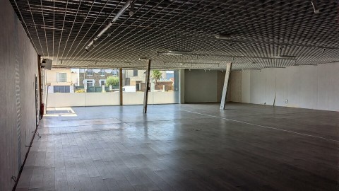 Vente Local commercial de 360 m2 pour plusieurs activités sur un axe fréquenté, à Cholet (49280)