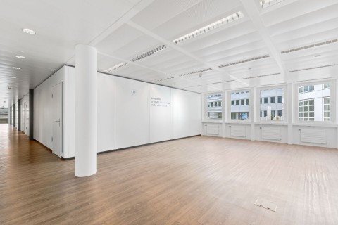 Vente Bureaux à Renens VD en Suisse