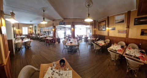 Vente Bar, Brasserie, Restaurant licence IV dans une zone touristique, à Saint-Pierre-d'Oléron (17310)