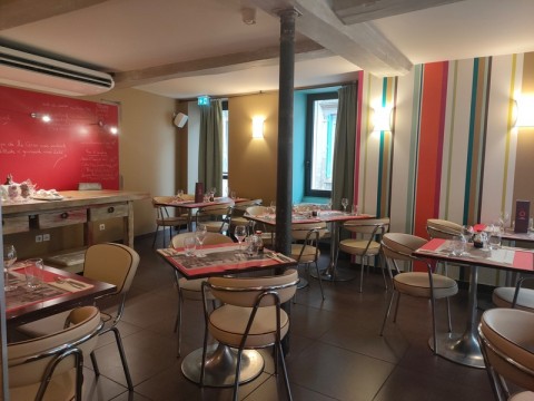 Vente Restaurant 48 couverts avec terrasse dans un village vivant, à Bourgoin-Jallieu (38300)