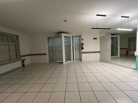 Vente Bureaux / Locaux professionnels, 189 m2 à Hendaye (64700)
