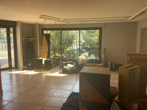 Vente Local commercial de 75 m2 pour différentes activités au calme, à Toulouse (31500)