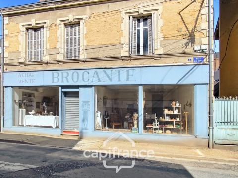 Vente Local commercial , 130 m2 à Bessé-sur-Braye (72310)