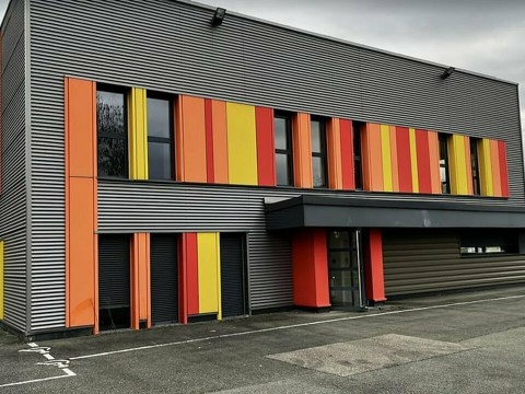 Vente Bureaux / Locaux professionnels, 200 m2 en Franche-Comté