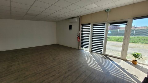 Vente Hôtel bureau 3* d'environ 80 chambres à Tremblay-en-France (93290)