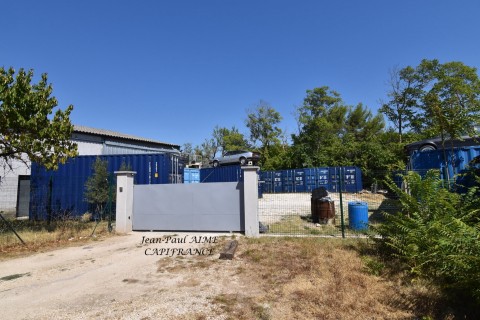Vente Bureaux / Locaux professionnels, 340 m2 dans le Gard (30)