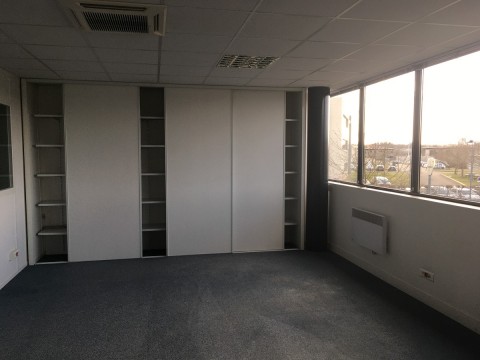 Vente Bureaux / Locaux professionnels, 37 m2 à Chartres (28000)