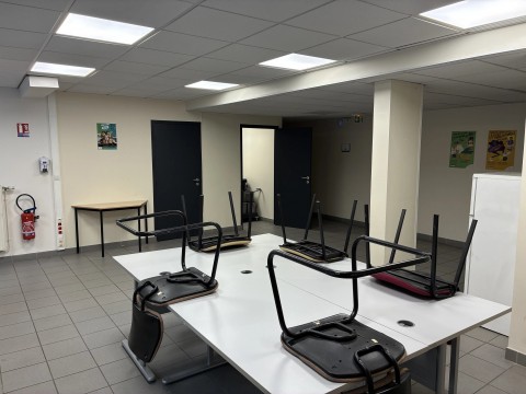 Vente Bureaux / Locaux professionnels, 531 m2 dans une rue piétonne, à Amiens (80000)
