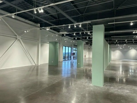 Vente Cellule commerciale de 1 200 m2 à Montivilliers (76290)