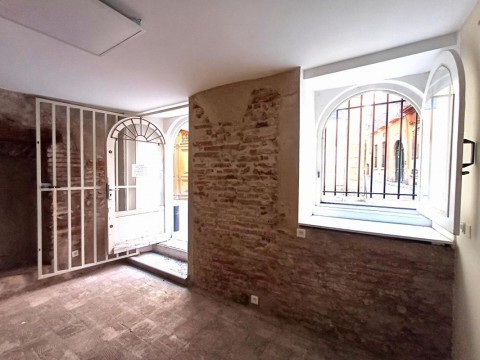 Vente Murs commerciaux de 30 m2 à Perpignan (66000) en France