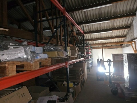 Vente Local commercial , 195 m2 à Soucieu-en-Jarrest (69510) en France