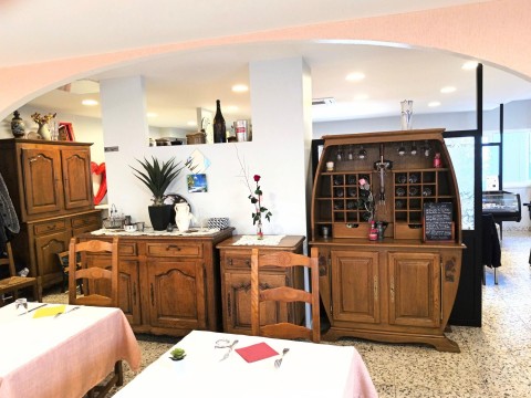 Vente Bar, Restaurant licence IV 55 couverts avec terrasse dans une zone dynamique, à Neufchâteau (88300) en France