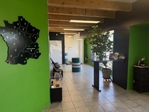 Vente Garage, 11850 m2 dans la Drôme (26) en France