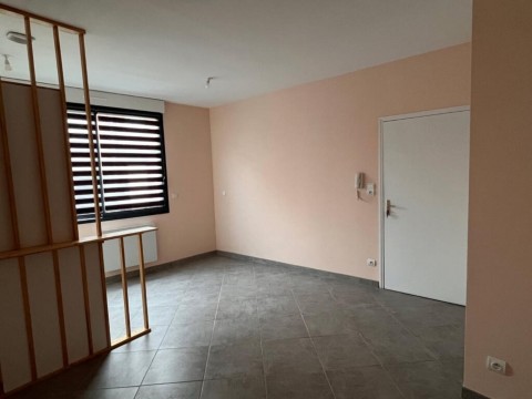 Vente Local commercial , 44 m2 dans le Nord (59) en France