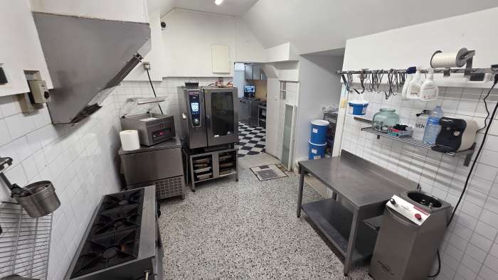Vente Boucherie artisanale dans un village touristique, proche d'Avignon (84000)
