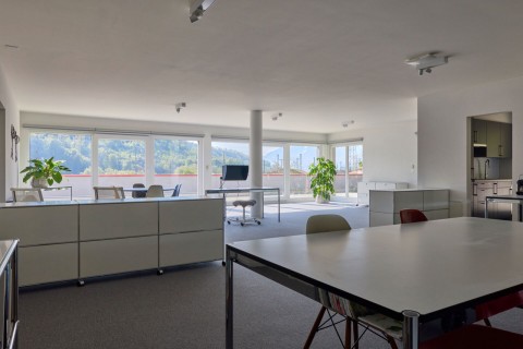 Vente Surface administrative avec terrasse de 200 m2 à Puidoux en Suisse