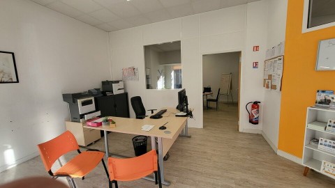 Vente Local commercial , 3500 pi2 à Le Havre (76620) en France