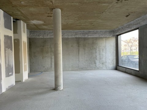 Vente Local commercial Nettoyage / Entretien, 60 m2 à Challes-les-Eaux (73190) en France