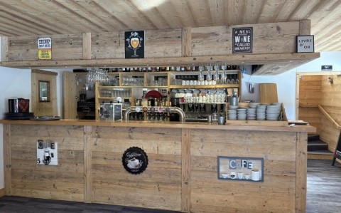Vente Local commercial  à Moutiers (73600) en France