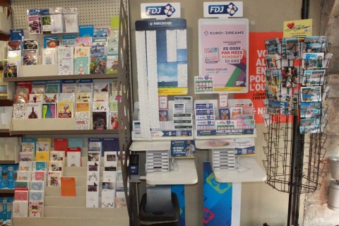 Vente Loto, Presse, Tabac, 137 m2 dans l' Aude (11)