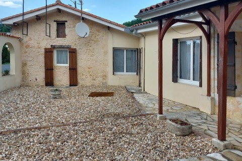 Vente Bar, Local d'activité / Entrepôt avec terrasse en Dordogne (24)