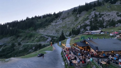Vente Local commercial Bar 145 places avec terrasse à Châtel (74390) en France