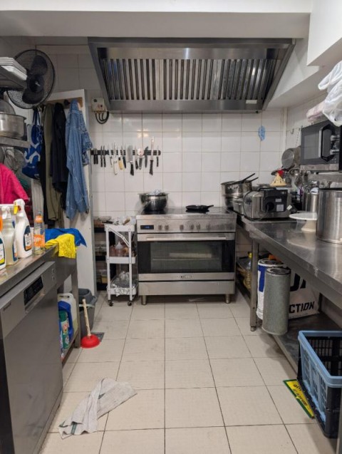 Vente Restauration rapide 16 couverts avec terrasse à Paris 11ème (75011) en France