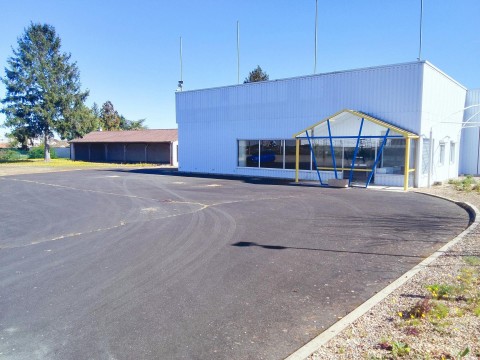 Vente Local d’activités de 532 m2 dans la zone commerciale de Chasseneuil-du-Poitou (86360)