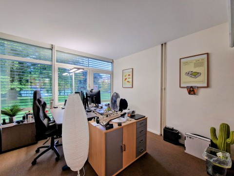 Vente Bureaux modernes et lumineux de 309 m2 à Lausanne face au lac en Suisse