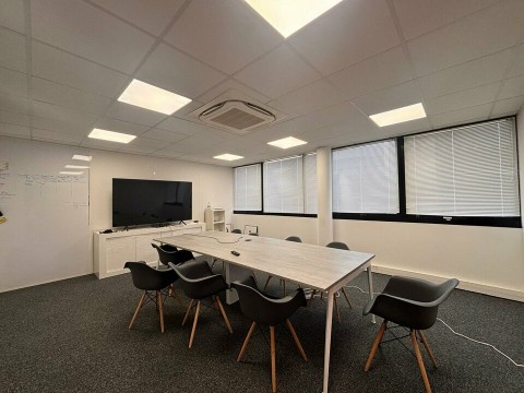 Vente Bureaux / Locaux professionnels, 4680 pi2 à Toulouse (31400) en France
