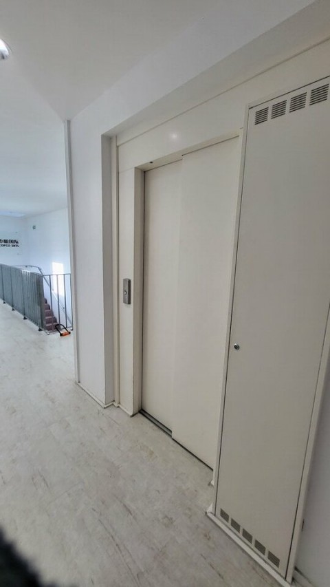 Vente Local commercial , 3000 m2 à Gonfreville-l'Orcher (76700) en France