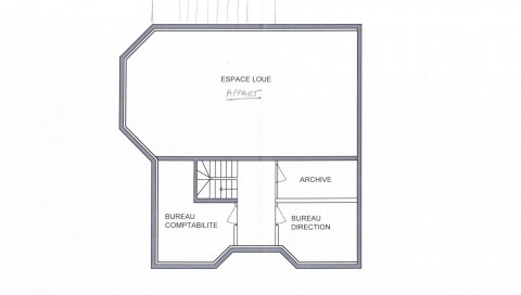 Vente Local commercial , 3560 pi2 à Pringy (74370) en France