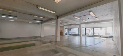 Vente Local commercial et d'activité de 4130 pi2 à Sélestat (67600) en France