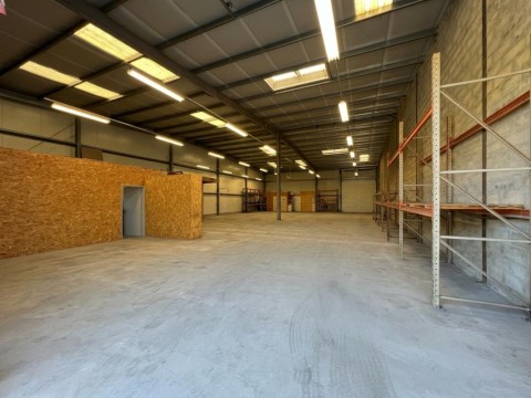 Vente Local d'activité / Entrepôt, 500 m2 à Senlis (60300)