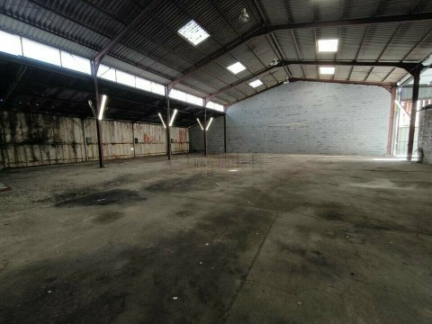 Vente Local d'activité / Entrepôt, 500 m2 à Brive-la-Gaillarde (19100)