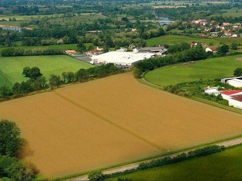 Vente Terrain, 796540 pi2 à Bourbon-Lancy (71140) en France