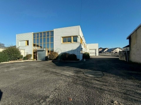 Vente Local d'activité / Entrepôt, 1524 m2 à Brive-la-Gaillarde (19100)