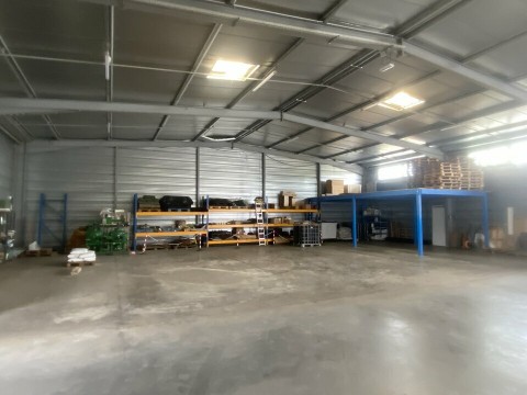 Vente Local commercial , 780 m2 à Saint-Perdon (40090)