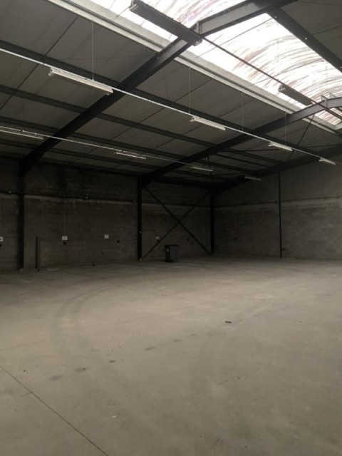 Vente Local commercial , 285 m2 à Poitiers (86000) en France
