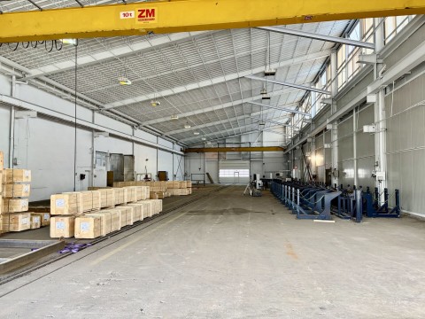 Vente Halles, bureaux, terrains nus et couverts de 600 à 8 500 m2 à Aigle sur site industriel