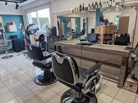 Vente Salon de coiffure et barbier de standing avec espace bien-être de 150 m2 à Villerest (42300)