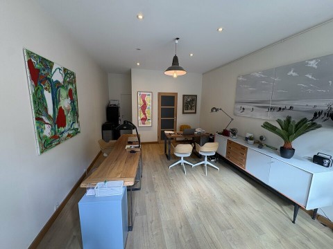 Vente Local commercial de 30 m2 à Nîmes (30000)