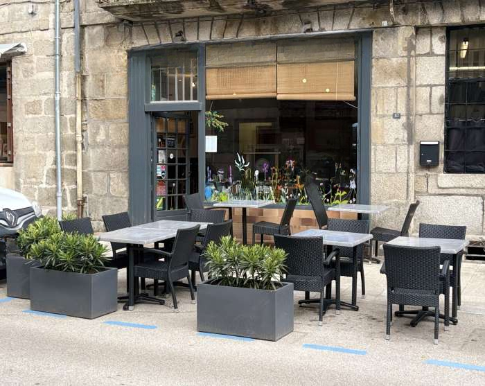 Vente Snack - restaurant dans le centre ville touristique et vivant d'Aubusson (23200) en France