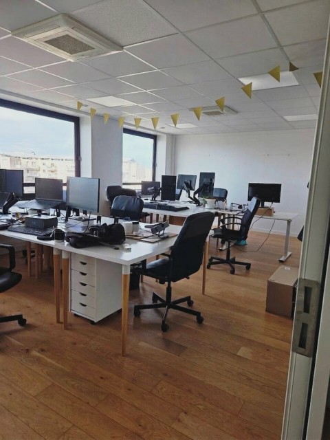 Vente Bureaux / Locaux professionnels, 83 m2 à Villeurbanne (69100)