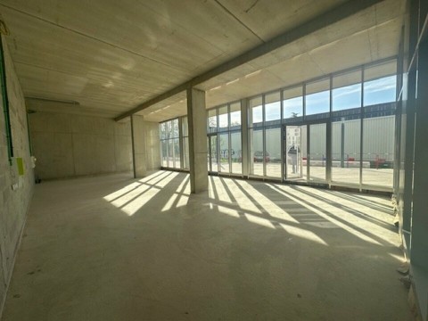 Vente Hôtel bureau 3* d'environ 80 chambres à Tremblay-en-France (93290)