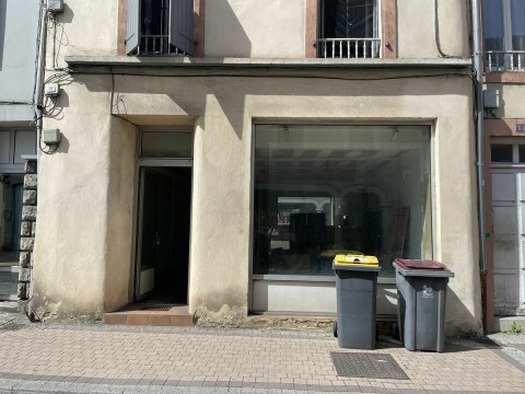 Vente Local commercial , 54 m2 à Tarbes (65000)
