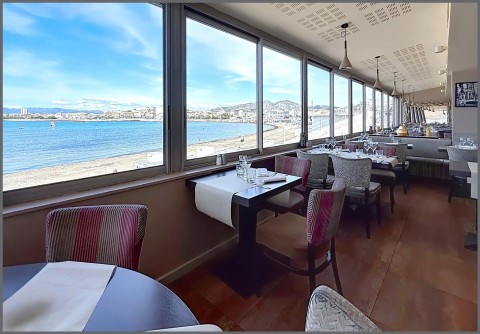 Vente Restaurant 100 couverts avec terrasse face à la mer, à Marseille (13008) en France